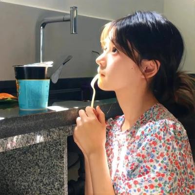在那里有人喜欢我封面